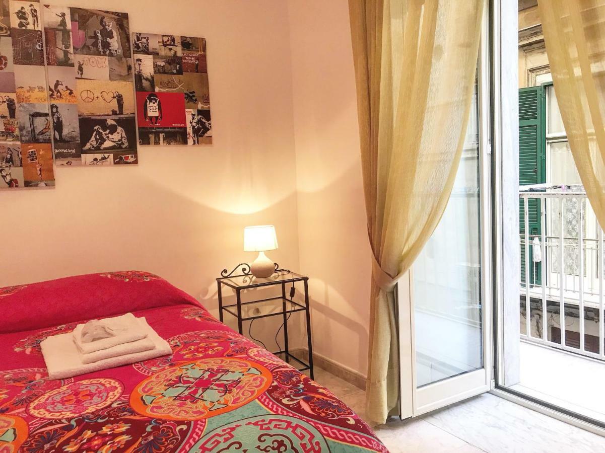 Casa G&G Pignasecca 2 Nel Cuore Di Napoli Εξωτερικό φωτογραφία